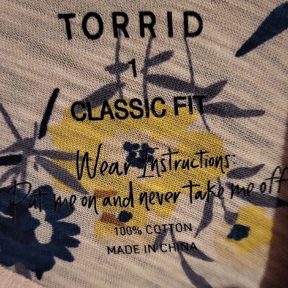 Torrid 1x Bundle Of Floral Tops Blouses - Picture 3 of 15